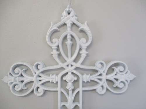 Very Pretty Vintage Cast Iron Wall Hanging Cross