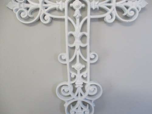 Very Pretty Vintage Cast Iron Wall Hanging Cross
