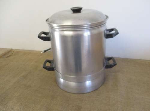 Side Step The Sugar Tax And Use This Very Rare Viintage Aluminum Mia Safter Juicer