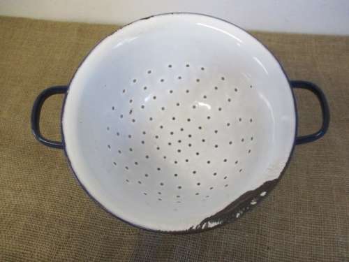 Lovely And Rare Large Vintage Old Fashioned Enamel Food Colander/Strainer