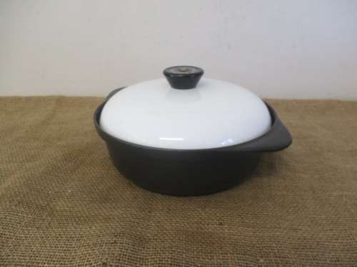 Get Yourself This Unbeatable Lifetime No 8 Cookwell Ovenproof Cast Iron Casserole