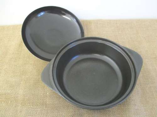 Get Yourself This Unbeatable Lifetime No 8 Cookwell Ovenproof Cast Iron Casserole