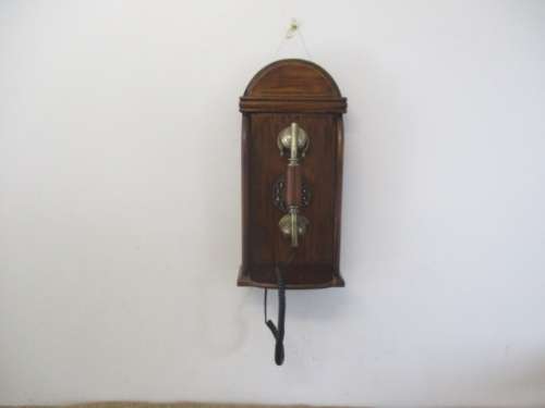 Beautiful Vintage Zhiyin Collections Wall Mount Wooden And Brass Landline Telephone
