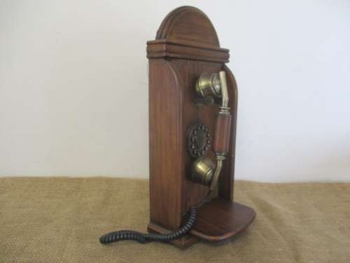 Beautiful Vintage Zhiyin Collections Wall Mount Wooden And Brass Landline Telephone
