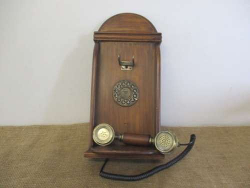 Beautiful Vintage Zhiyin Collections Wall Mount Wooden And Brass Landline Telephone