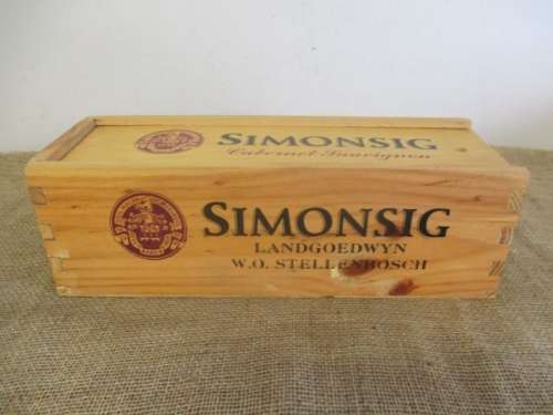 Nice Sturdy Simonsig Cabernet Sauvignon 1,5Litre Wooden Wine Box With Sliding Lid