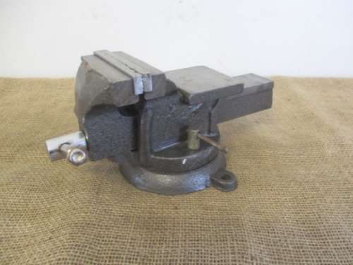 Handy Sturdy Cast Iron Swivel Head Workshop Bench Vise