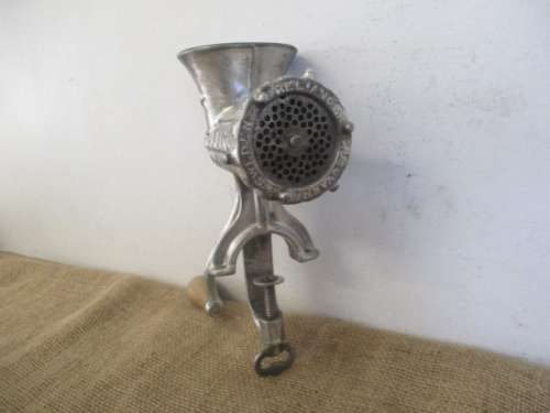 Beautiful And Complete Vintage Cast Iron No 8 Husqvarna Reliance Meat Mincer         Made In Sweden