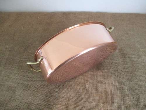 Another Rare One...This Magnificent Sizable Vintage Bongusto Copper Casserole      Made In Italy