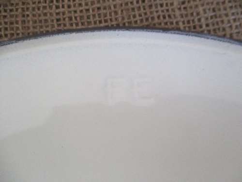 Rare-Brilliant Vintage Belgium Descoware FE 77 A Maple Leaf Lidded Enameled Cast Iron Oval Casserole