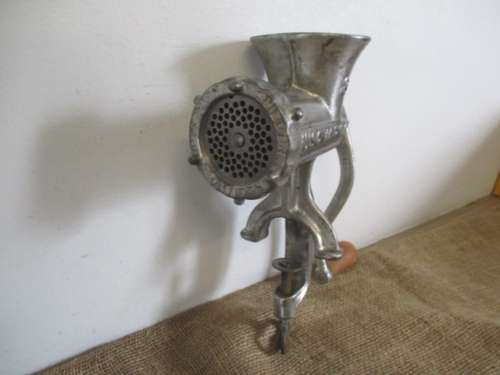 Perfect And Complete Vintage Cast Iron No 8 Husqvarna Reliance Meat Mincer         Made In Sweden