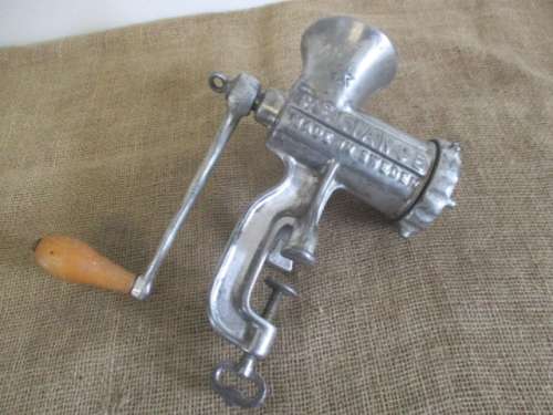 Perfect And Complete Vintage Cast Iron No 8 Husqvarna Reliance Meat Mincer         Made In Sweden
