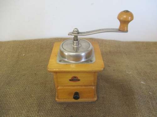 A Splendid Vintage Zassenhaus Wooden And Metal Coffee Grinder                West Germany