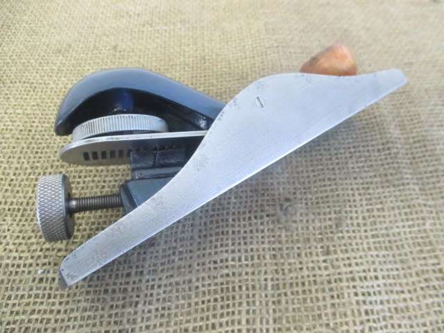 An Awesome Vintage Record 0120 Block Plane        Made In England             1931 - 1982