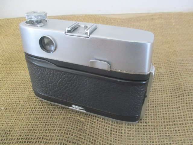 Vintage Agfa Optima 1 Film Camera With Film And In Original Leather Pouch With Shoulder Strap