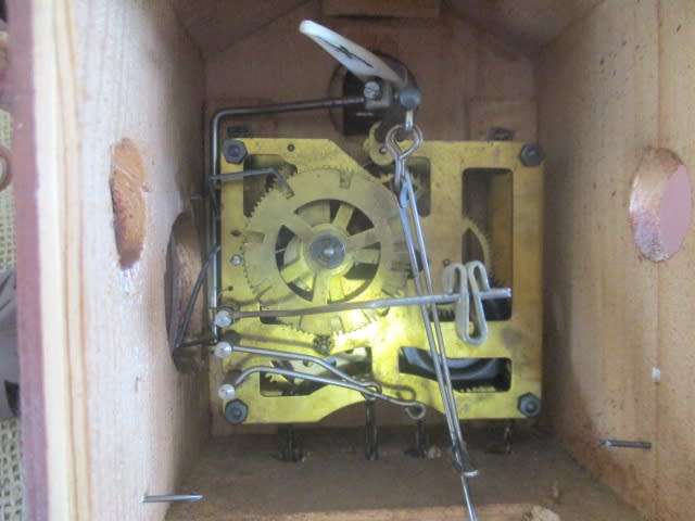 For Repairs Or Spares......Vintage Cuckoo Clock