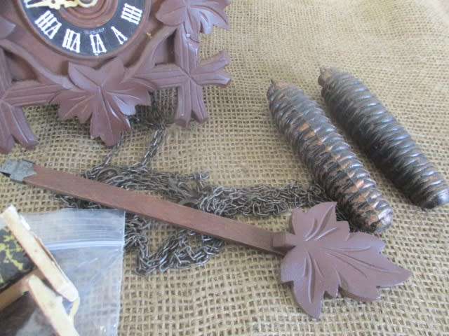 For Repairs Or Spares......Vintage Cuckoo Clock