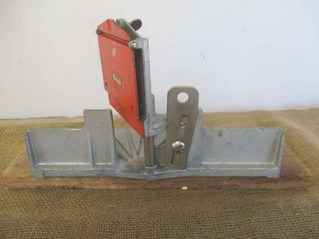 Vintage Stanley Handyman H114 Mitrebox With Free Of Charge Mitre Back Saw