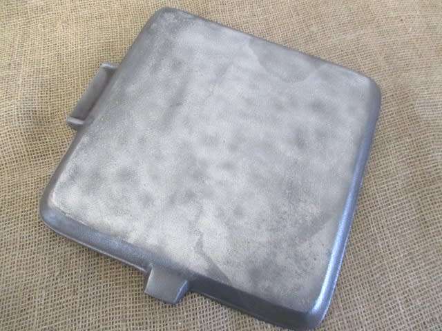 Beautiful Sizable 28 X 28 Cast Iron Skillet