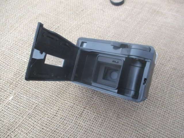 Vintage Kodak Instamatic 133 [1968] And Kodak Instamatic 255X [1971 - 1977] Cameras         England