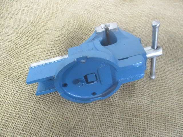 Nice And Sturdy Record C 2 1/2 inch Cast Iron Workshop Bench Vise     Made In SA