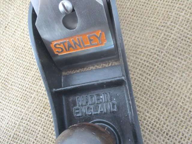 The Reliable Foreman.....This Clean Neat Vintage Stanley Bailey No 5 1/2 Hand Plane        England