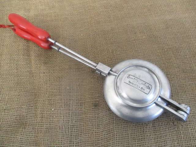 Beautiful Vintage Toast - A - Bun Jaffle Pressure Toaster By Snackle Products