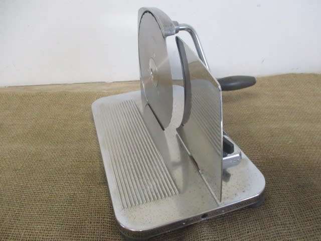 For Michelle`s Bid Only - Good Vintage Pineware Stainless Bread Slicer