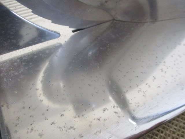 For Michelle`s Bid Only - Good Vintage Pineware Stainless Bread Slicer