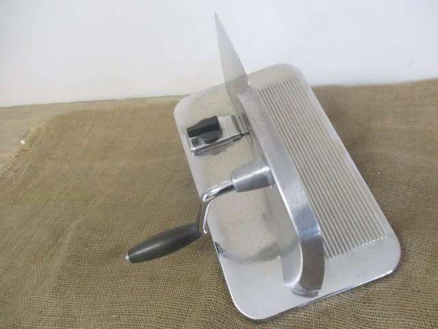 For Michelle`s Bid Only - Good Vintage Pineware Stainless Bread Slicer