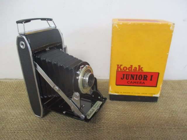 An Outstanding Vintage Kodak Junior 1 Camera In Original Packaging            MIB        1954 - 1959