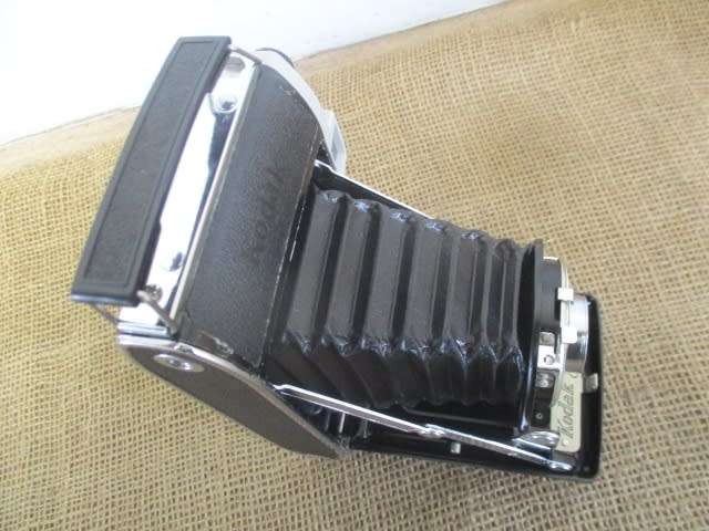 An Outstanding Vintage Kodak Junior 1 Camera In Original Packaging            MIB        1954 - 1959