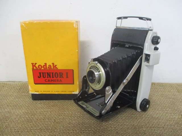 An Outstanding Vintage Kodak Junior 1 Camera In Original Packaging            MIB        1954 - 1959