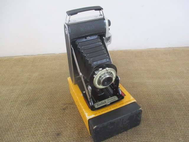 An Outstanding Vintage Kodak Junior 1 Camera In Original Packaging            MIB        1954 - 1959