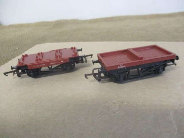 For Repairs, Spares Or An Add-On....Joblot Of Six Vintage Model Railway Train Wagons Mostly Tri-ang