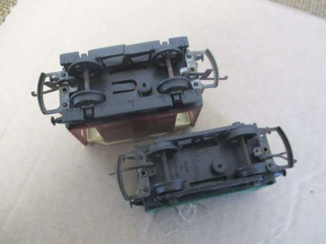 For Repairs, Spares Or An Add-On....Joblot Of Six Vintage Model Railway Train Wagons Mostly Tri-ang