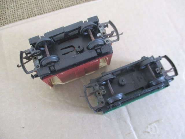 For Repairs, Spares Or An Add-On....Joblot Of Six Vintage Model Railway Train Wagons Mostly Tri-ang