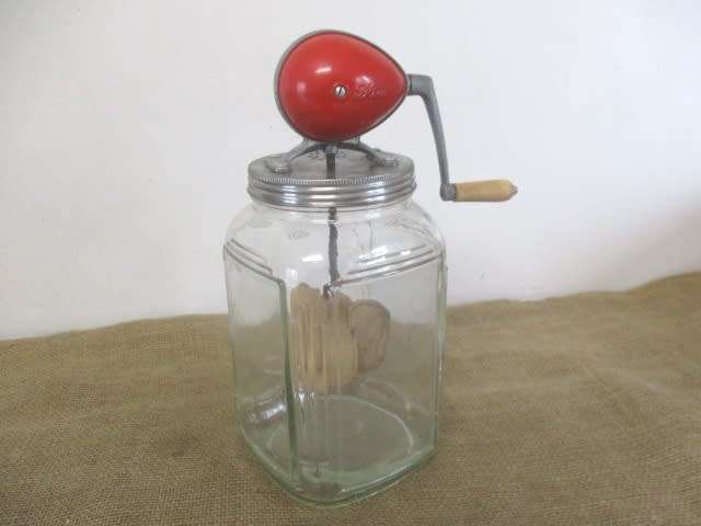 "Boer Maak-N-Plan"......With This Vintage Blow Butter Churn