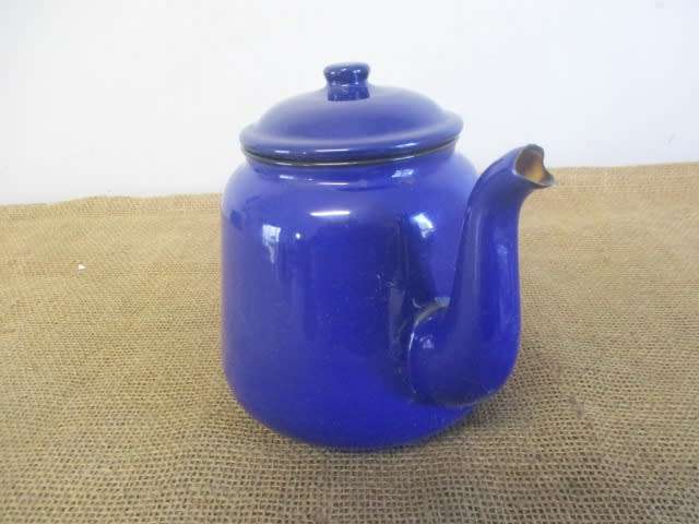 Nice Vintage Real Old Fashioned Enamel Coffee Pot                  Made In China