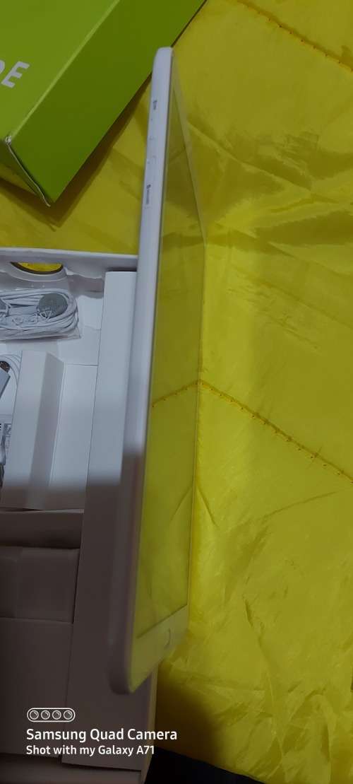 Samsung Galaxy Tap E  3G + wifi