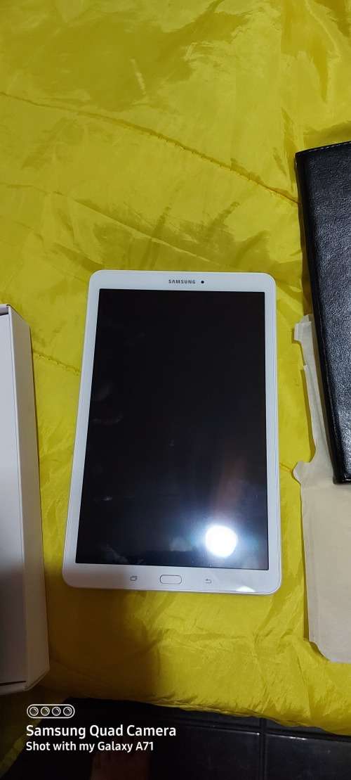 Samsung Galaxy Tap E  3G + wifi