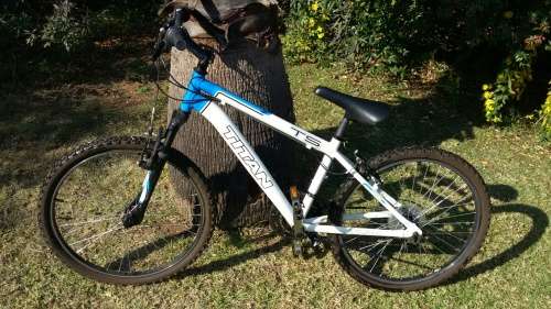 Titan TS Mountain Bike (Youth Size)