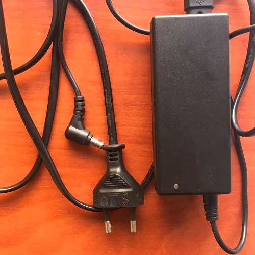 Delta Electronics EADP-40FB A AC Adapter- Laptop