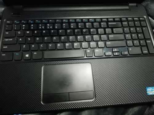 Dell Inspiron 3521