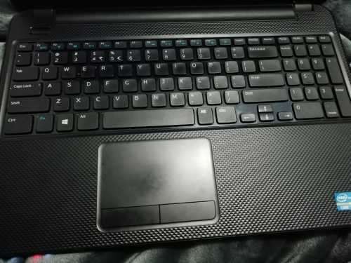 Dell Inspiron 3521