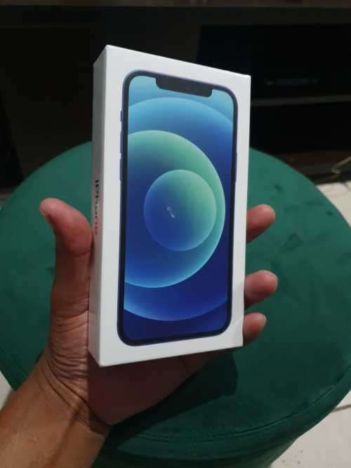 Apple iPhone 12 64GB Blue