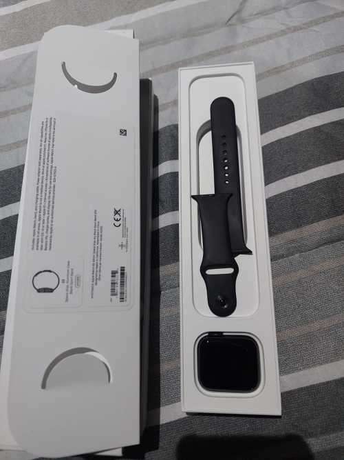 Apple Watch SE 44mm Space Grey GPS