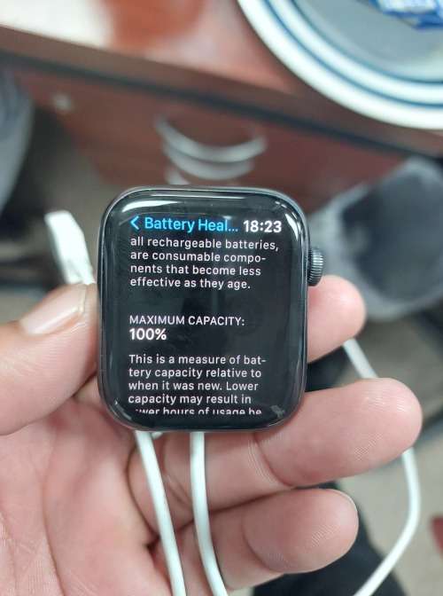 Apple Watch SE 44mm Space Grey GPS