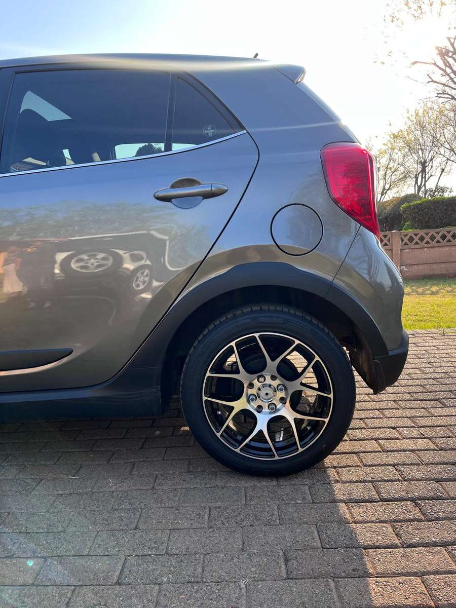 14 Inch full set Rims + Tires