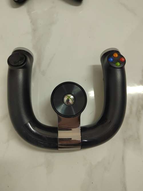 Xbox 360 steering wheel